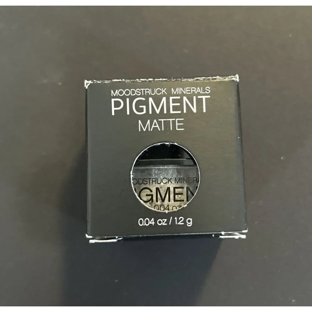 Younique Moodstruck Minerals Eye Shadow‎ Pigments - New In Box - Matte Naive